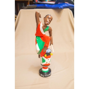 Man-Sitting-on-Djembe-Figurine2